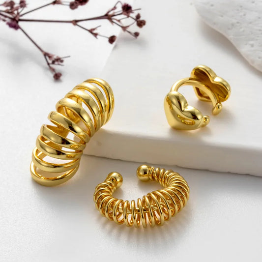 EAR CUFF